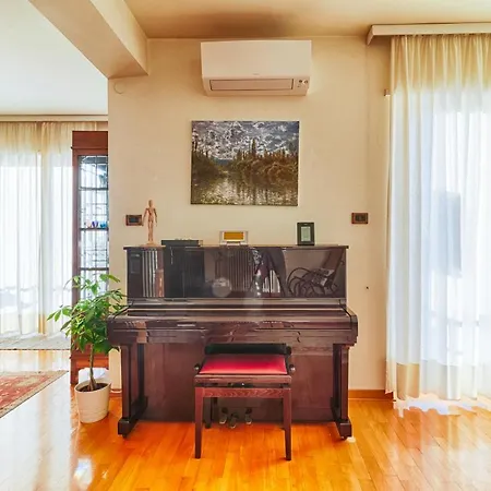 Guesthost - Ressmann 1 - 10 Min From Teatro Rossetti 아파트 트리에스테