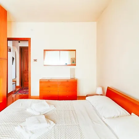 Guesthost - Ressmann 1 - 10 Min From Teatro Rossetti Appartamento *